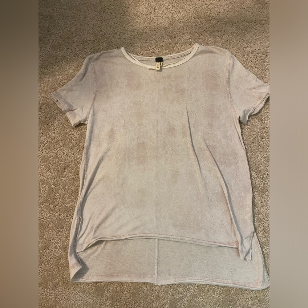 Free People Tee Shirt - Light Pink Snakeskin - Small